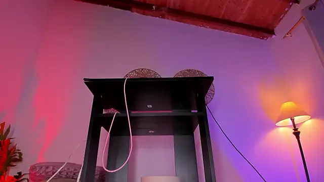 hot_booty_ Live XXX Chat