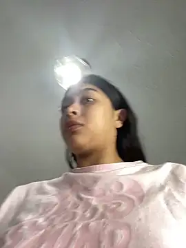 Chat XXX en directo de SweetLatiin_