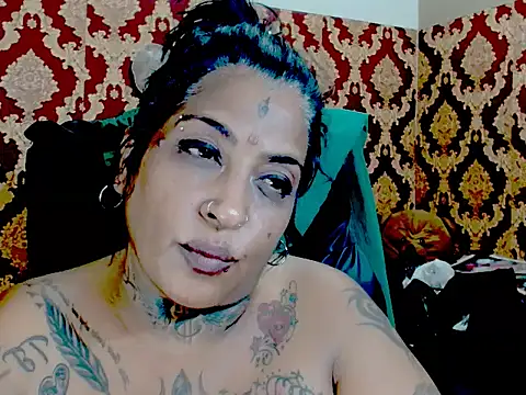 Indiancatz2 élő XXX-chatje