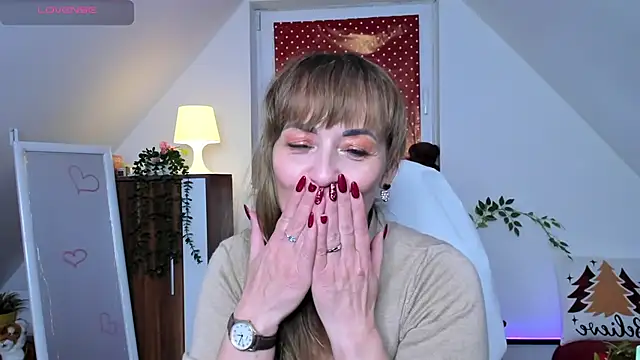 Webkamerová show naughtymilane