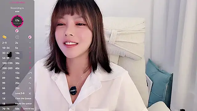 Živý XXX chat peachy_kiss