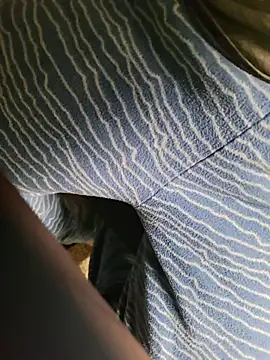 Show modela catluvr999 na web-kameri