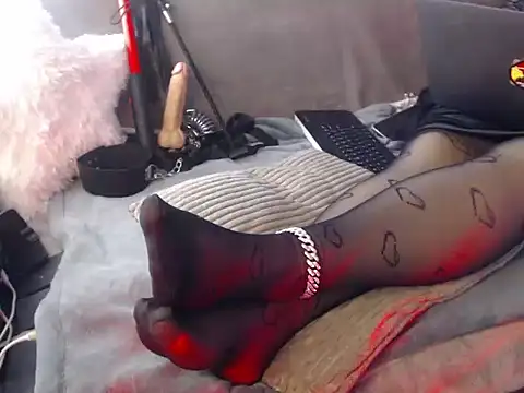 Chat +18 de GoddessMonicaAngels ao vivo