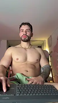 Valenthino_Salvatore Live XXX Chat