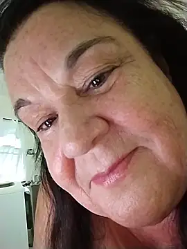 Yaya_Mineira Chat XXX in diretta