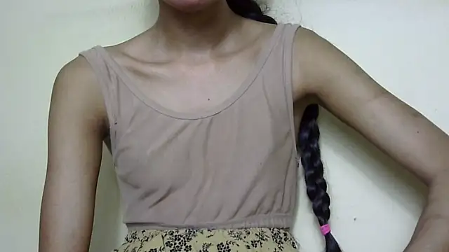 Anu_tiny: онлайн-секс-чат