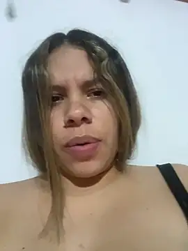 Chat +18 de AngelaBlondee ao vivo
