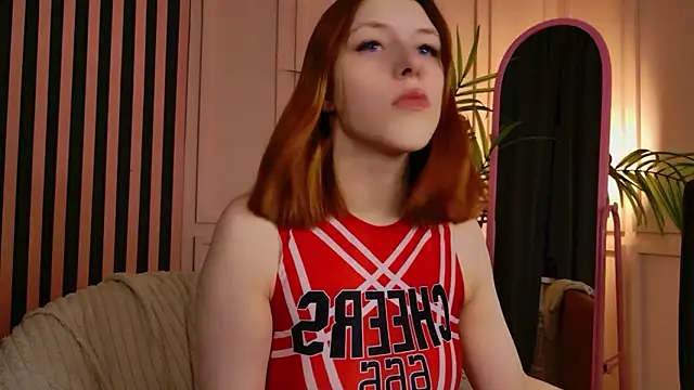 Онлайн чат XXX Mikka_Blush