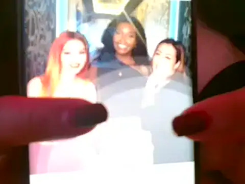 Chat XXX en directo de Hershey10