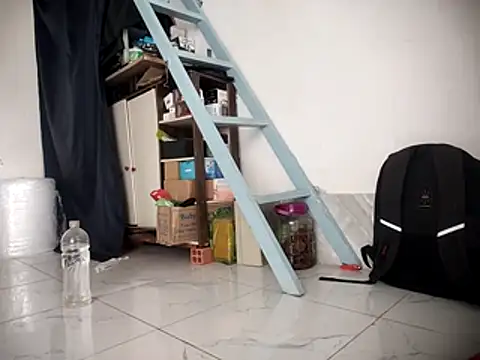 Chatroom XXX en direct de Beter_69