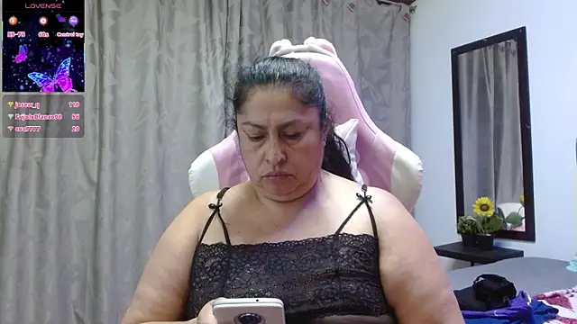 Chatroom XXX en direct de Keyla01_