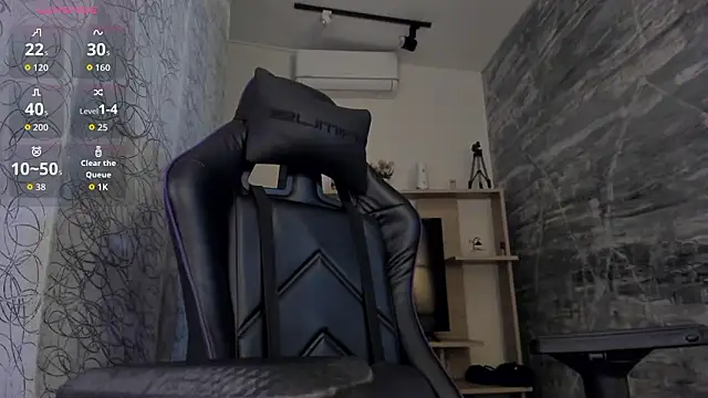 Chat XXX en directo de LunaBaker-1