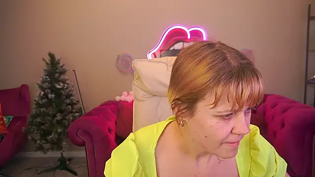 BellaLaPetit: онлайн-секс-чат