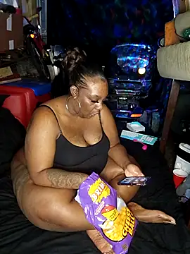 Thickkemzz41 网络视讯表演