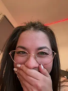 Chatroom XXX en direct de liloush__