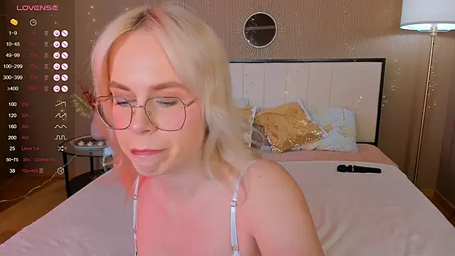 bellatip's Live XXX Chat