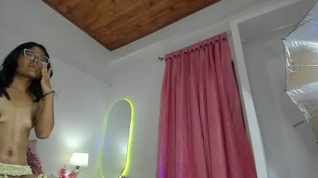 luna_velveth Chat XXX in diretta