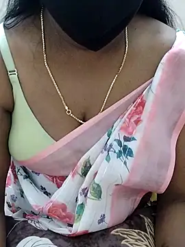 MrsNayoni77のウェブカメラショー