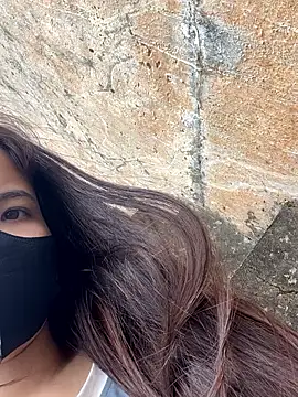 Mee-mee 网络视讯表演