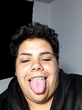 Pokazy przed kamerką – Hailey_Curvy