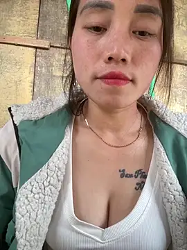 chipp-bong live XXX chat