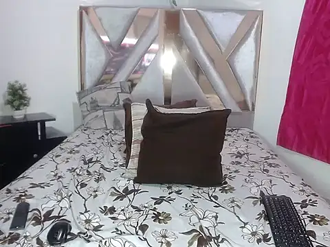 AdaraTastty Chat XXX live