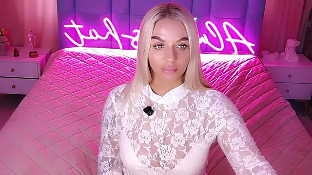 AllwaysHotJのライブXXXチャット