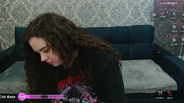 LunaRoub's Live XXX Chat