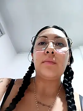 You-kitty2025's Live XXX Chat