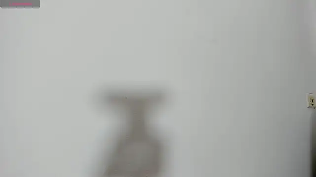 jilary__clinton Adlı Modelin Canlı XXX Sohbeti