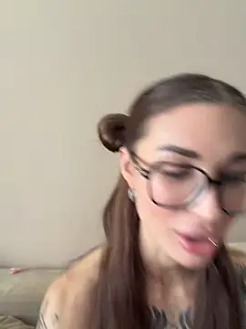 Charming_Ritta Chat XXX live