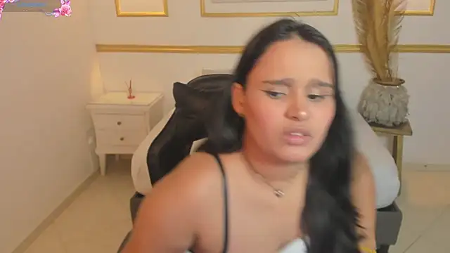 Chat XXX Live lia_sexx19