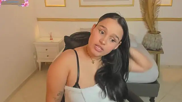 Онлайн чат XXX lia_sexx19