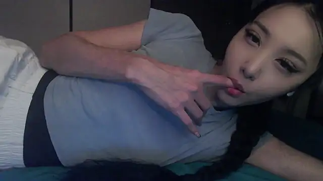 Fudzik0 라이브 XXX 채팅