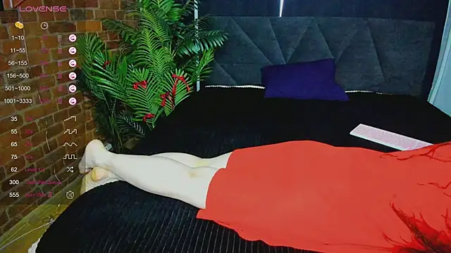 Cutiee_Alicee: онлайн-секс-чат