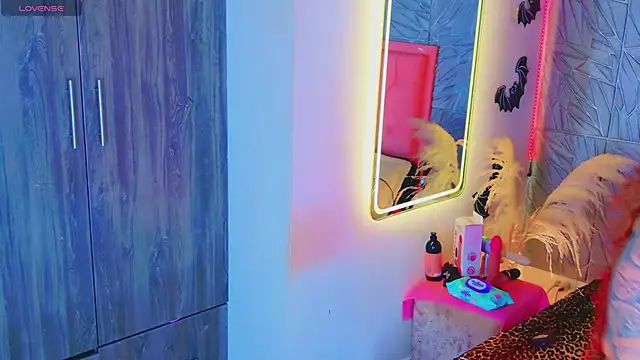 macasweet Adlı Modelin Canlı XXX Sohbeti