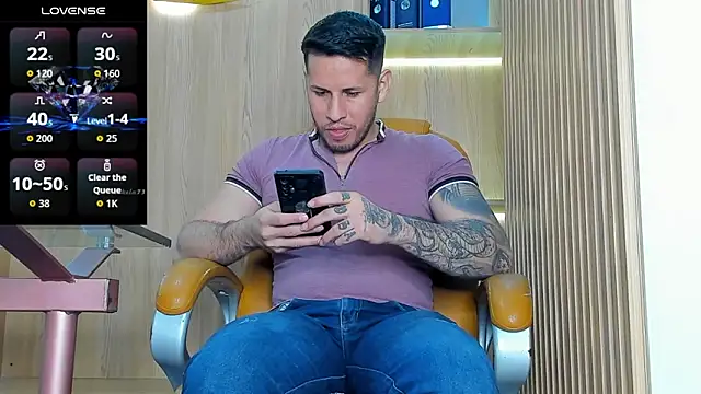 Chat XXX en directo de George_Diesell