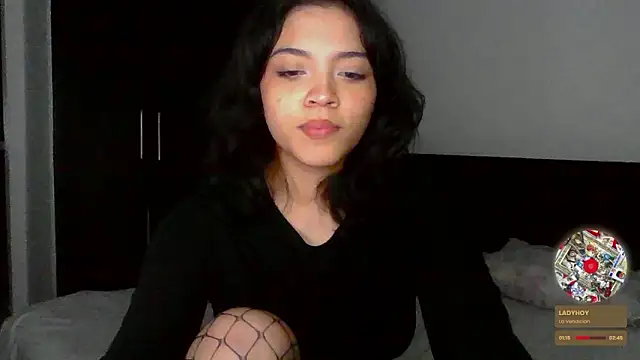 _curiouskitten_ élő XXX-chatje