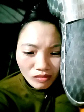 Chat XXX ao vivo de ngan-cute