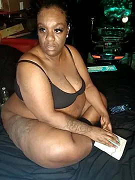 Thickkemzz41 Live XXX-Chat