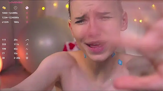 happynewdear élő XXX-chatje