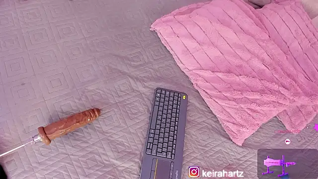 Chat +18 de Keirahartz ao vivo