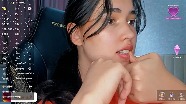 Diara_1an Adlı Modelin Canlı XXX Sohbeti