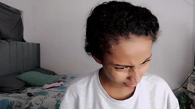 linda_brown_ Obrolan Langsung XXX