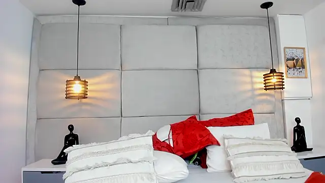 IvonneOwenのライブXXXチャット