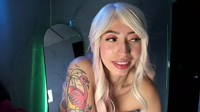 LilithCooperr_ Chat XXX in diretta