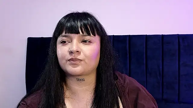 Laura_cap7 Chat XXX in diretta