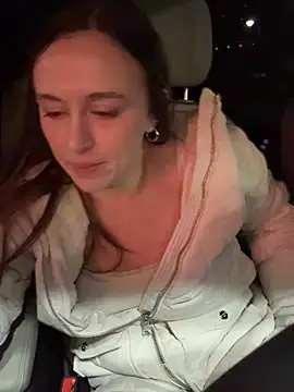 lunagirl13: онлайн-секс-чат