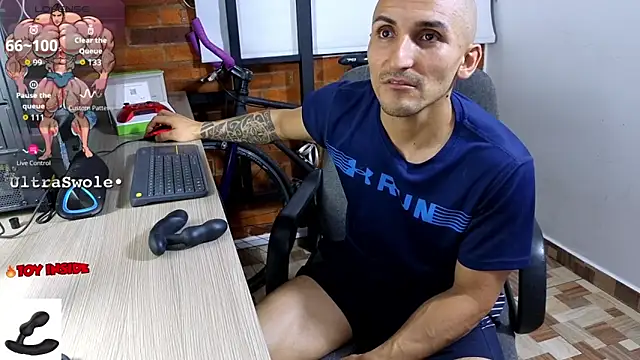 Marck_Muscle élő XXX-chatje