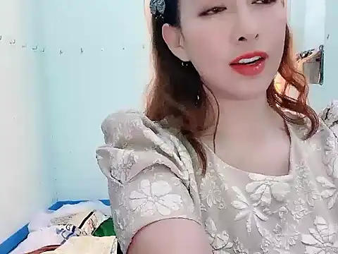 Sinzginne5898 Webcam show